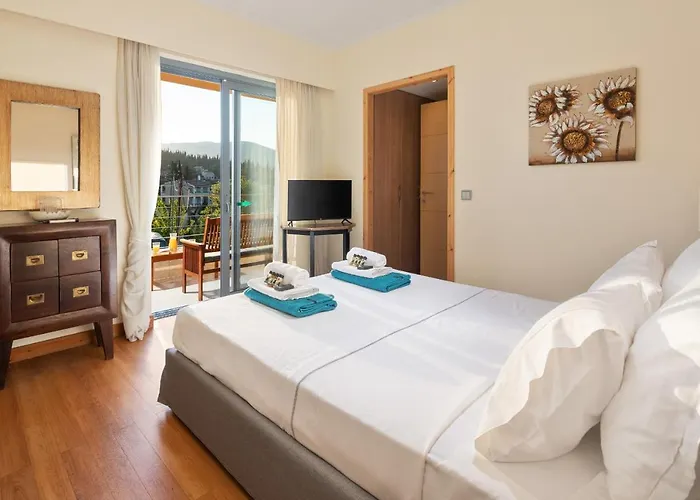 Villa Serena, Eastern Corfu