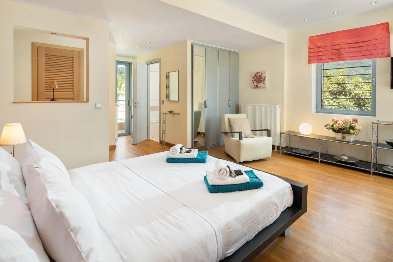 Serena, Eastern Corfu Villa