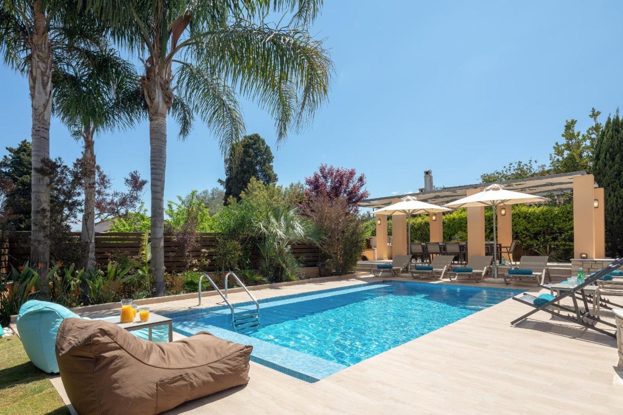 Serena, Eastern Corfu Villa