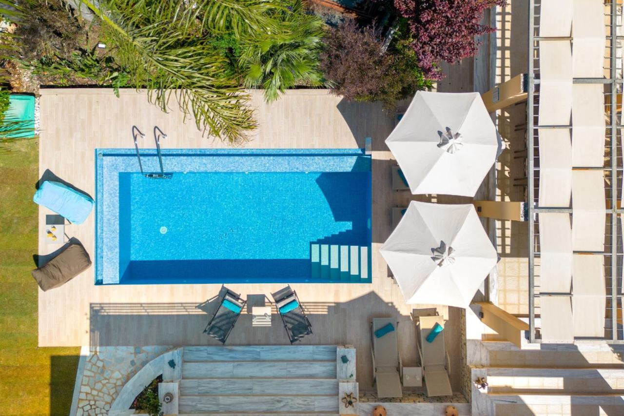 Serena, Eastern Corfu